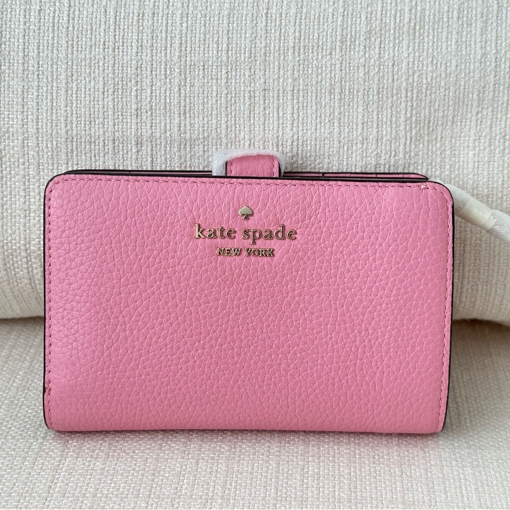 Leila medium compact bifold wallet
